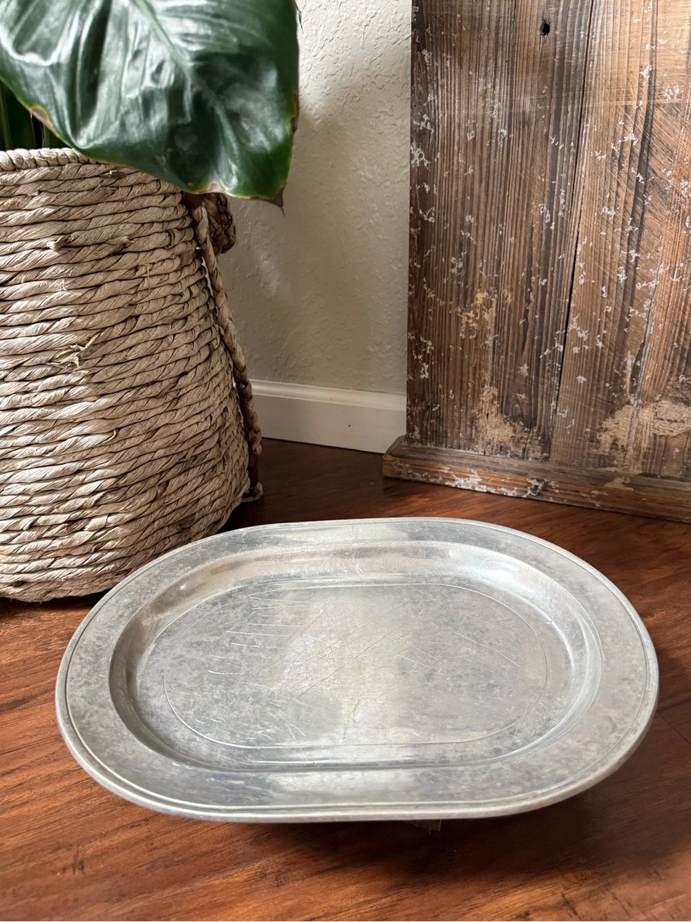 Vintage Wilton Columbia PA Cast Aluminum Oval Serving Platter 1972 USA RWP